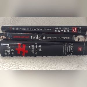 Twilight Bonus Book Bundle